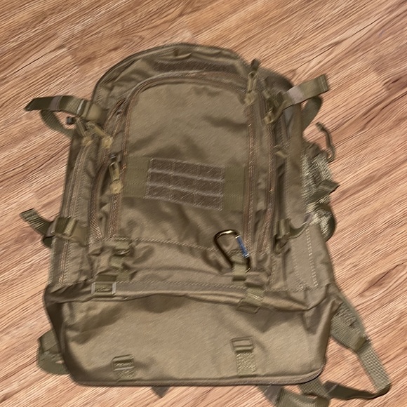 πͺπ»ππͺπ»β’π΄ Code Alpha x Tactical Backpackπ΄β’ππͺπ»π - Picture 2 of 16